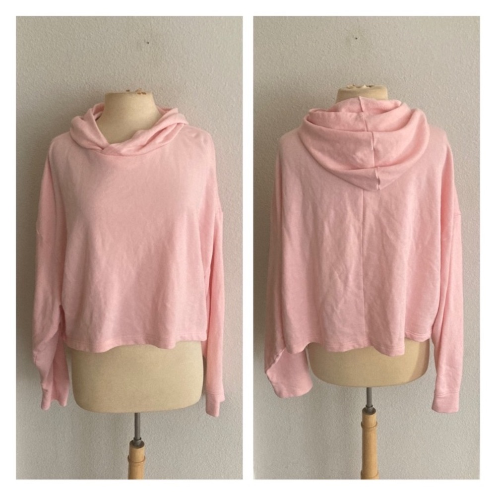 Fabletics cropped hoodie